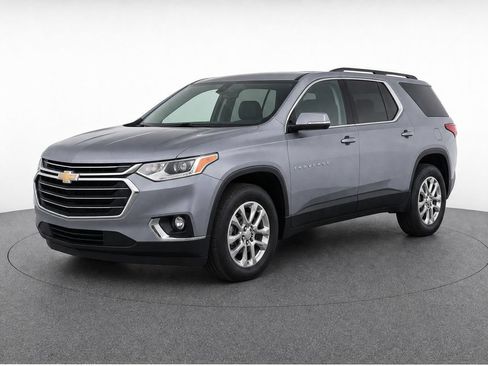 Used 2021 Chevrolet Traverse LT AWD/4WD image 2