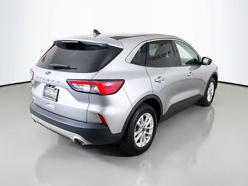 Used 2022 Ford Escape SE FWD image 7
