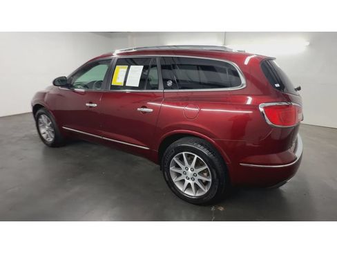Used 2017 Buick Enclave Leather FWD image 6