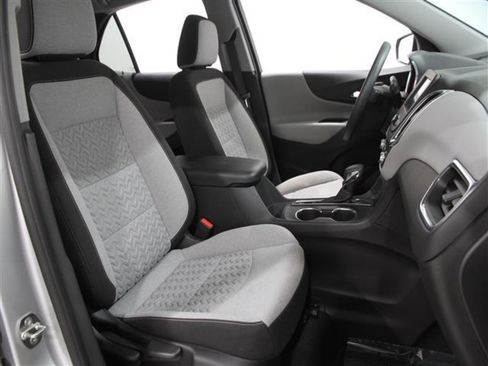 Certified 2022 Chevrolet Equinox LS w/ LS Convenience Package image 15