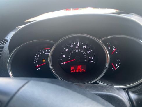 Used 2013 Kia Sorento LX w/ Convenience Pkg FWD image 13