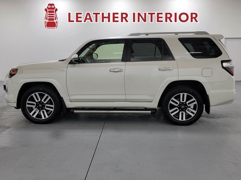Used 2017 Toyota 4Runner Limited AWD/4WD image 5
