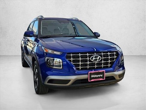 New 2026 Hyundai Venue SEL image 6