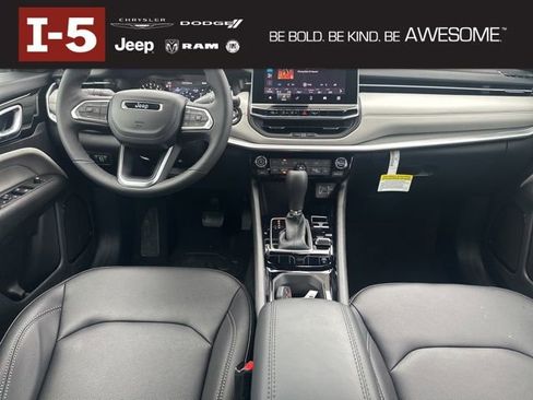 New 2026 Jeep Compass Limited image 8
