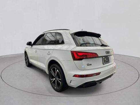Used 2025 Audi Q5 2.0T Premium Plus w/ Premium Plus Package AWD/4WD image 2