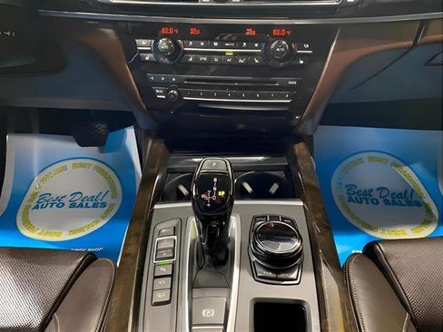 Used 2017 BMW X5 xDrive50i image 21