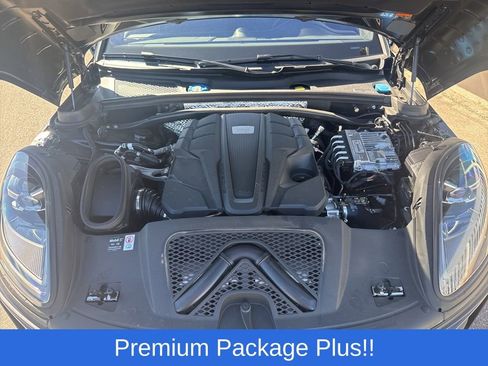 Used 2025 Porsche Macan GTS image 15