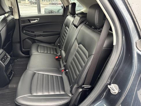 Used 2022 Ford Edge SEL w/ Convenience Package image 13