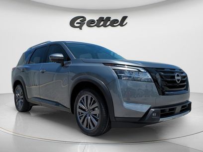 Certified 2023 Nissan Pathfinder SL w/ SL Premium Package