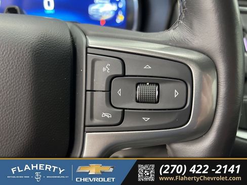 Used 2023 Chevrolet Tahoe Premier w/ Advanced Technology Package image 27