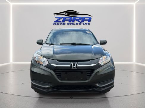 Used 2016 Honda HR-V LX image 2