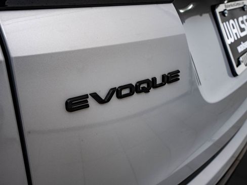 Used 2023 Land Rover Range Rover Evoque R-Dynamic SE image 20