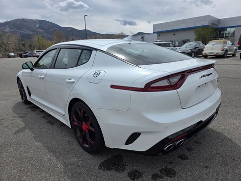 Used 2019 Kia Stinger GT image 4