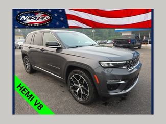 Used 2022 Jeep Grand Cherokee Summit AWD/4WD video 1