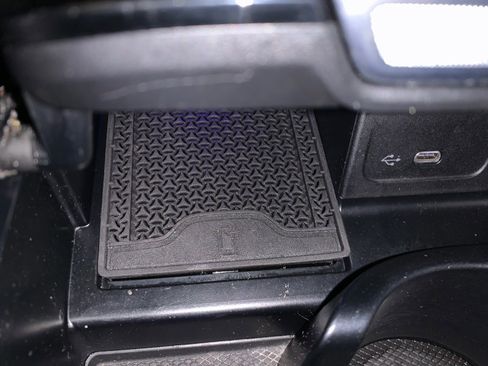 Used 2024 Mercedes-Benz C 300 4MATIC Sedan w/ Pinnacle Trim Package image 42