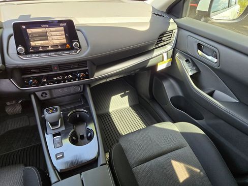 New 2026 Nissan Rogue SV w/ Cold Weather Package FWD image 12