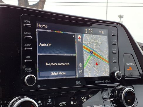 Used 2020 Toyota Highlander Limited image 20