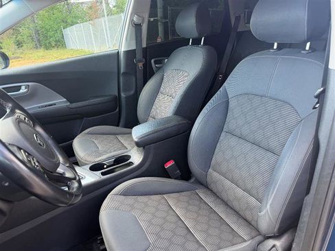 Used 2019 Kia Niro LX FWD image 13