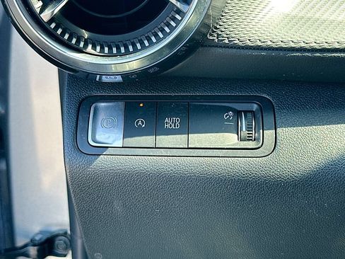 Certified 2026 Chevrolet Equinox LT w/ Safety and Technology Package FWD image 10