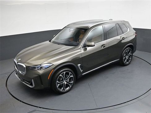 New 2026 BMW X5 sDrive40i image 23