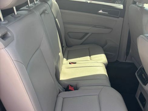 Used 2018 Volkswagen Atlas SE AWD/4WD image 19