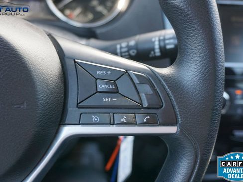 Used 2018 Nissan Rogue S AWD/4WD image 38