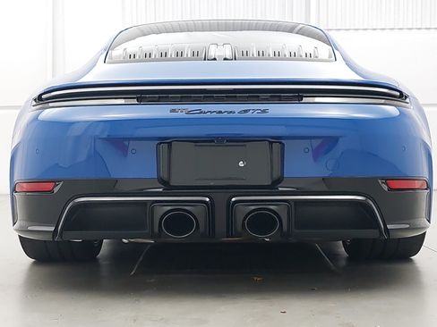 Certified 2025 Porsche 911 Carrera 4 GTS AWD/4WD image 6