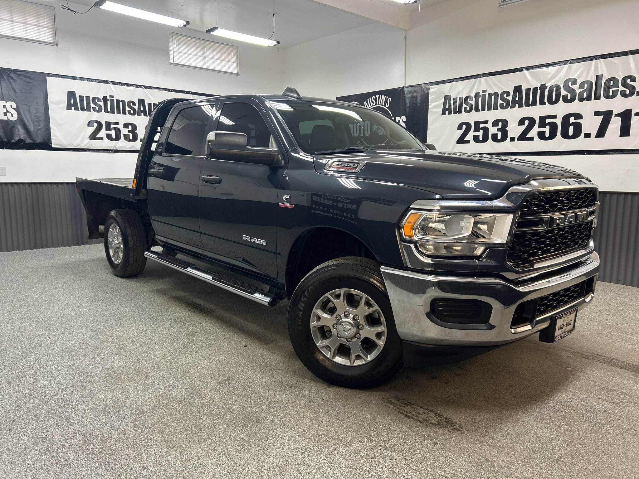 Used 2020 RAM 2500 Tradesman AWD/4WD image 1