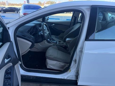 Used 2014 Ford Focus SE image 15
