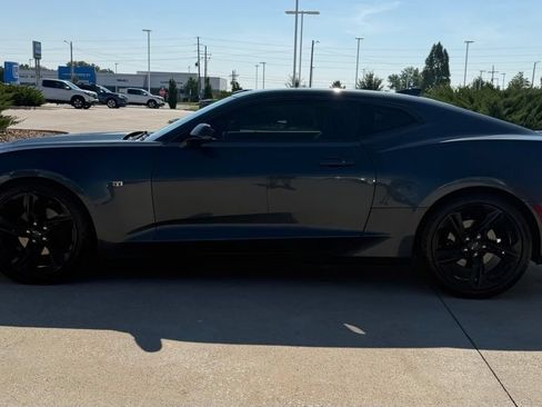 Used 2020 Chevrolet Camaro LT w/ RS Package RWD image 2