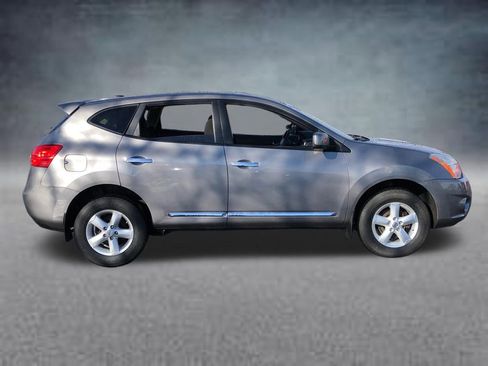 Used 2013 Nissan Rogue S w/ Special Edition Pkg image 9