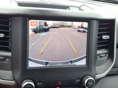 Used 2023 RAM 1500 Big Horn AWD/4WD image 18