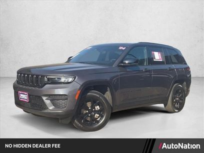 Used 2024 Jeep Grand Cherokee Altitude