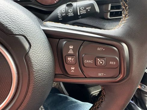 Used 2024 Jeep Wrangler Unlimited w/ Convenience Group AWD/4WD image 15