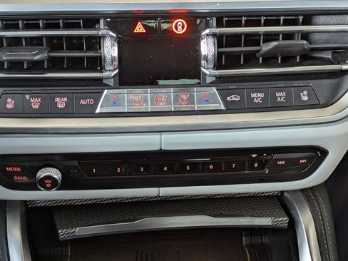 Used 2021 BMW M3 Competition image 28