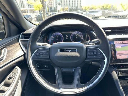 New 2026 Jeep Grand Cherokee L 4WD image 15