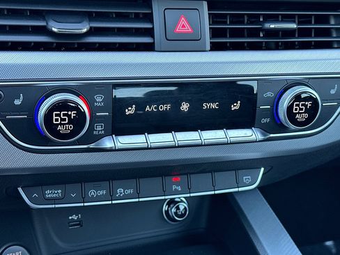 Used 2018 Audi A4 2.0T Premium Plus image 22
