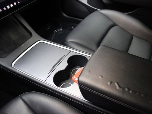 Used 2023 Tesla Model 3 Standard Range RWD image 24