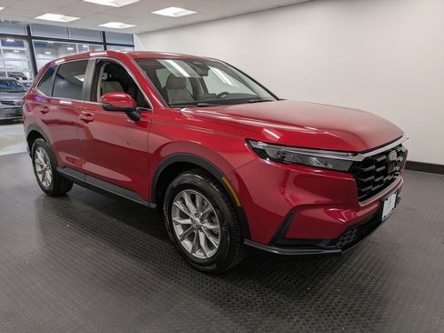 Used 2023 Honda CR-V EX image 3
