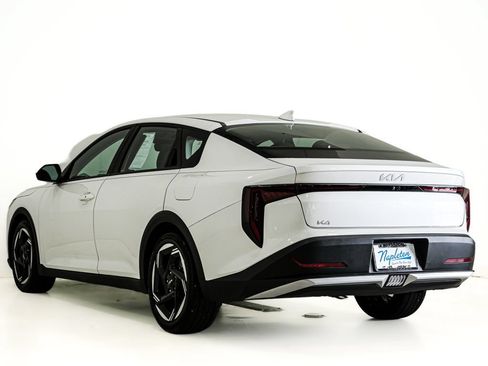 Used 2025 Kia K4 EX FWD image 8
