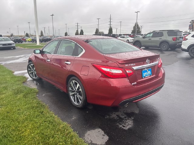 Used 2016 Nissan Altima 2.5 SR FWD image 5