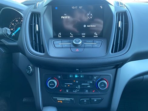 Certified 2019 Ford Escape SE image 20