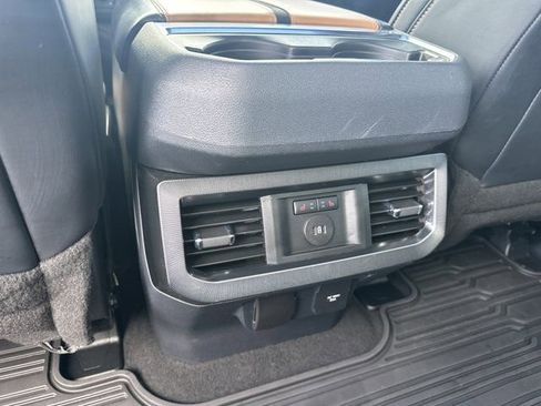 Used 2024 Ford F350 Platinum image 25