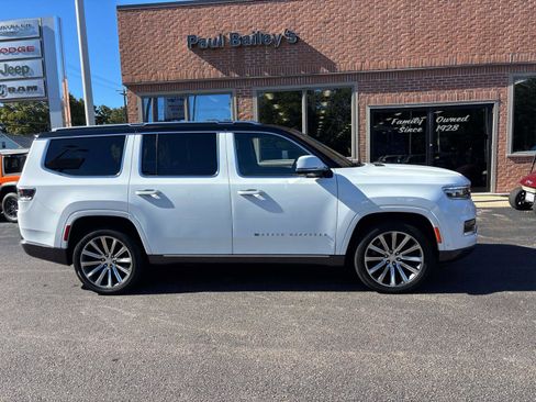 Used 2022 Jeep Grand Wagoneer Series II w/ Convenience Group III image 34