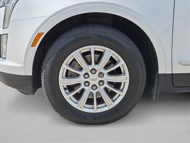 Used 2017 Cadillac XT5 FWD image 14