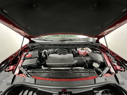 New 2026 Chevrolet Suburban Premier image 31