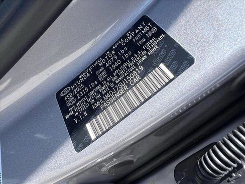 New 2025 Hyundai Elantra SEL image 18