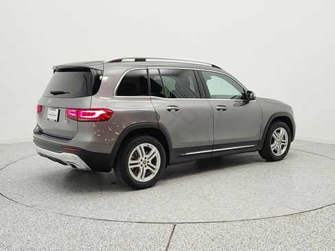 Used 2022 Mercedes-Benz GLB 250 image 5