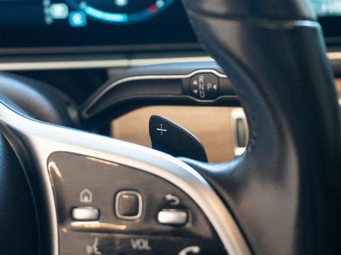 Used 2022 Mercedes-Benz GLE 350 4MATIC w/ Premium Package image 34