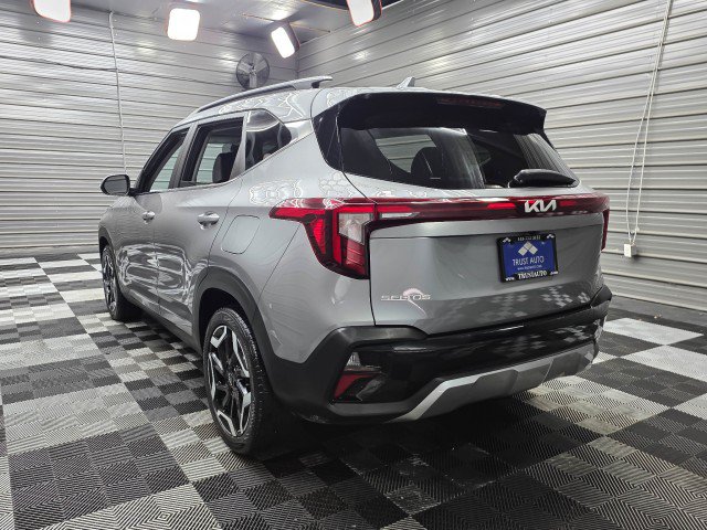 Used 2025 Kia Seltos SX AWD/4WD image 8